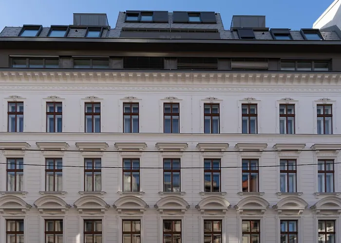 Numa Terra 4* Вена
